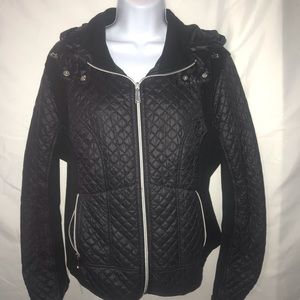 BCBG Womens XL Black Quilted Puffer Jacket❤️